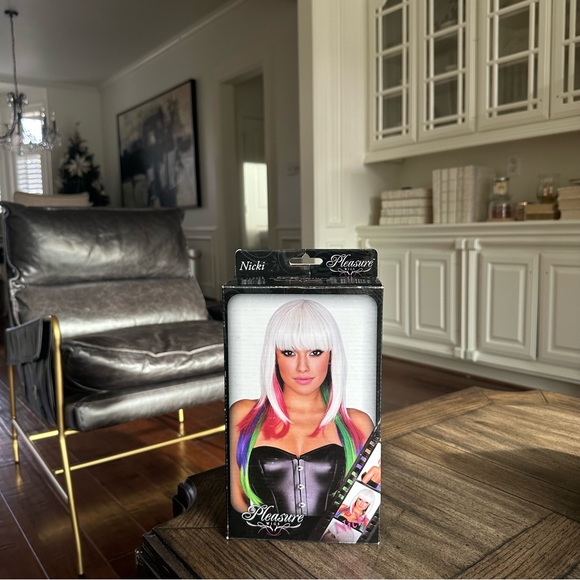 Pleasure wig Nicki rainbow - Picture 2 of 4